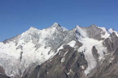 Dom de Mischabel, foto genomen vanaf Kreuzboden door OutdoorSpecial.nl